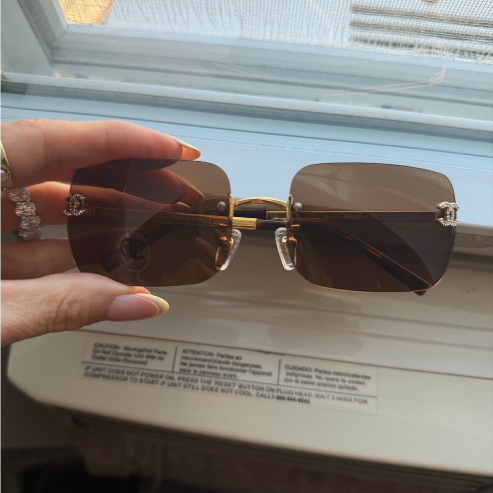 Brown Rimless Sunglasses - Picture 2 of 4
